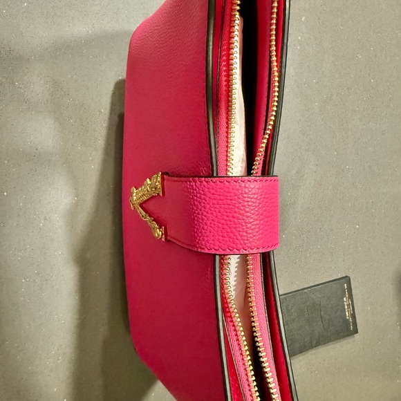 New!! Versace Hot Pink Purse - Picture 5 of 10